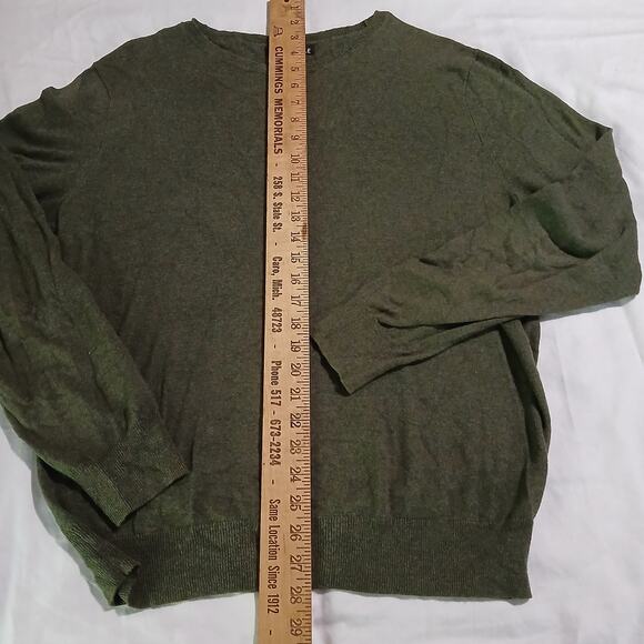 Men’s J Crew Mercantile M Men's Olive 100% Cotton Long-Sleeved Crewneck Sweater - Picture 6 of 11